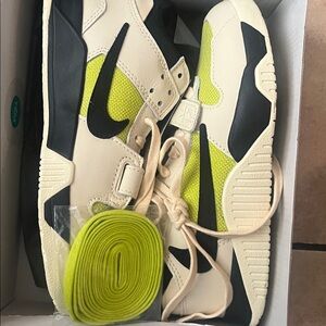 Nike jumpman Jack Travis Scott size 3y